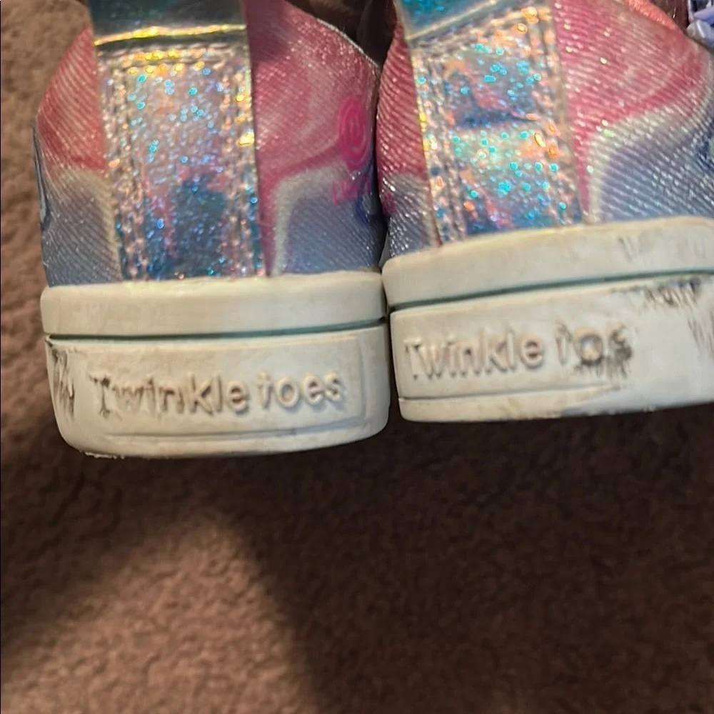 Skechers these sneakers